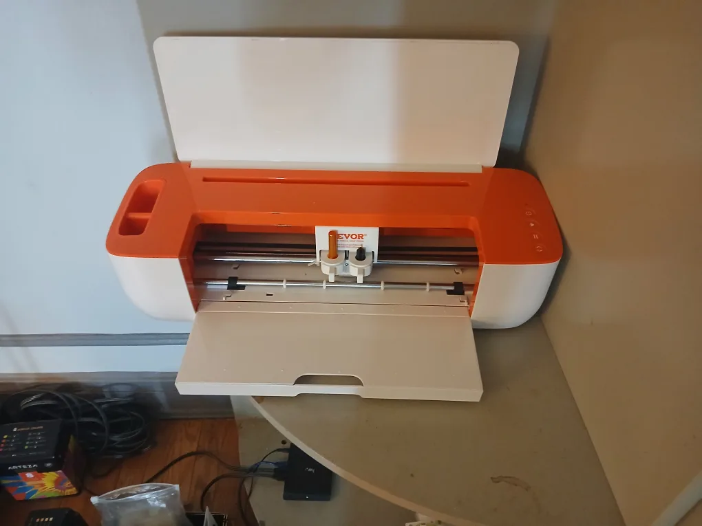 VEVOR Vinyl Cutter Machine thumbnail