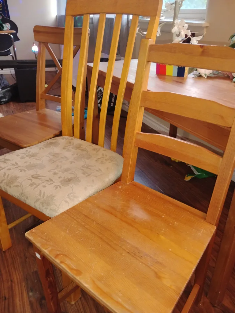 Wooden table w/three wooden chairs thumbnail