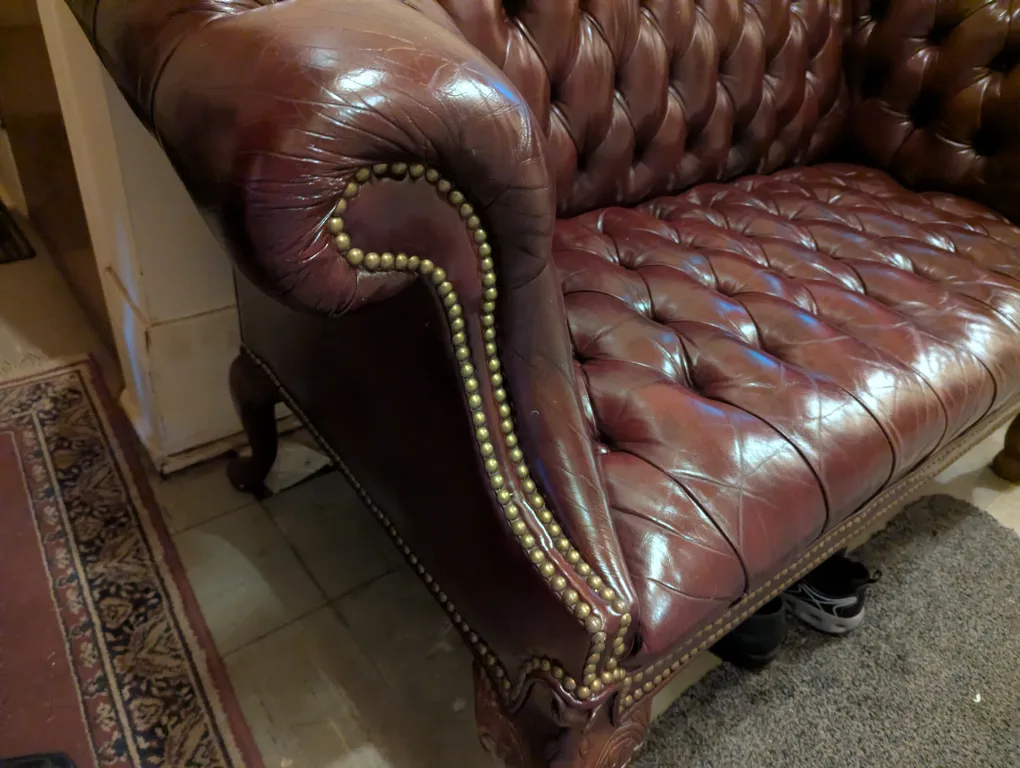 Burgundy Leather Chesterfield Sofa thumbnail