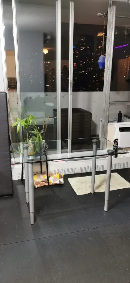 Glass Top Desk image indicator(2)