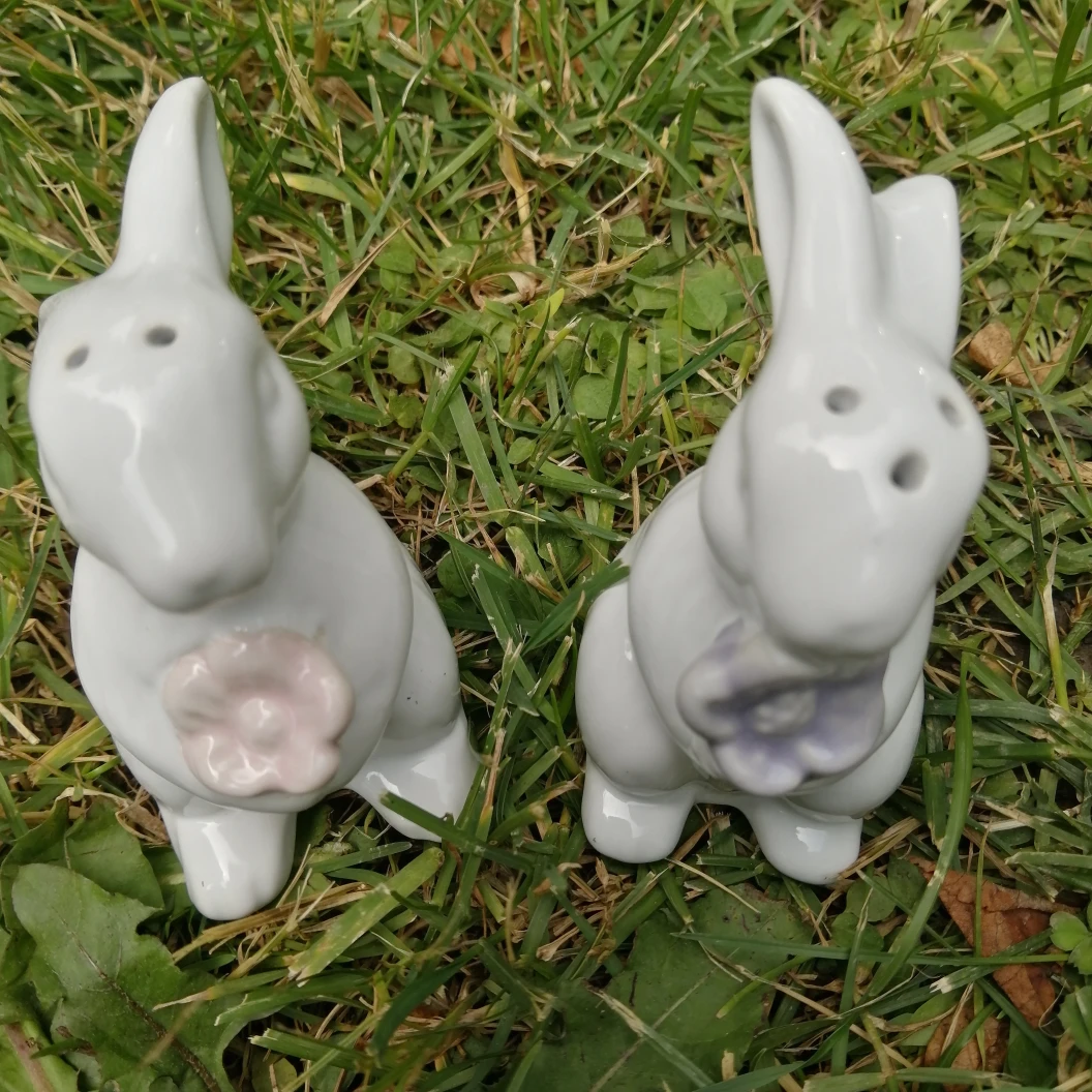 Ceramic Bunny Salt & Pepper Shakers - photo 5