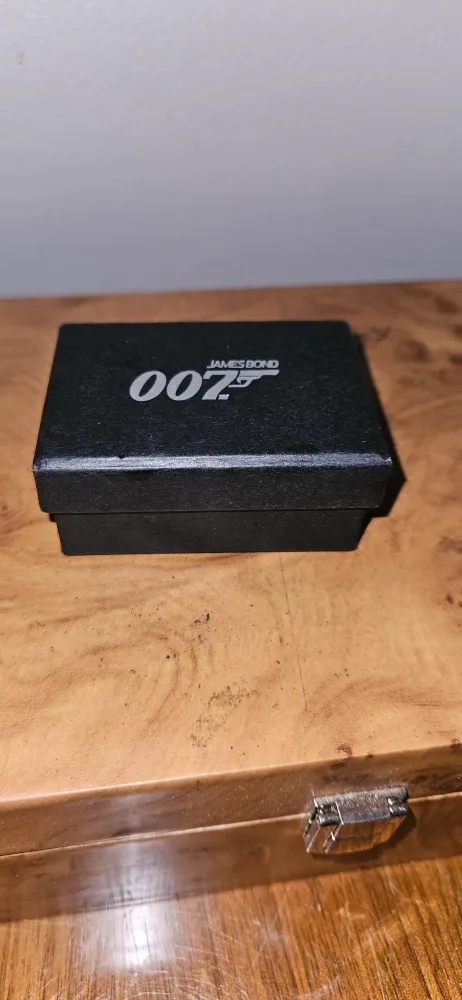 James Bond 007 Cufflinks with Box image indicator(2)