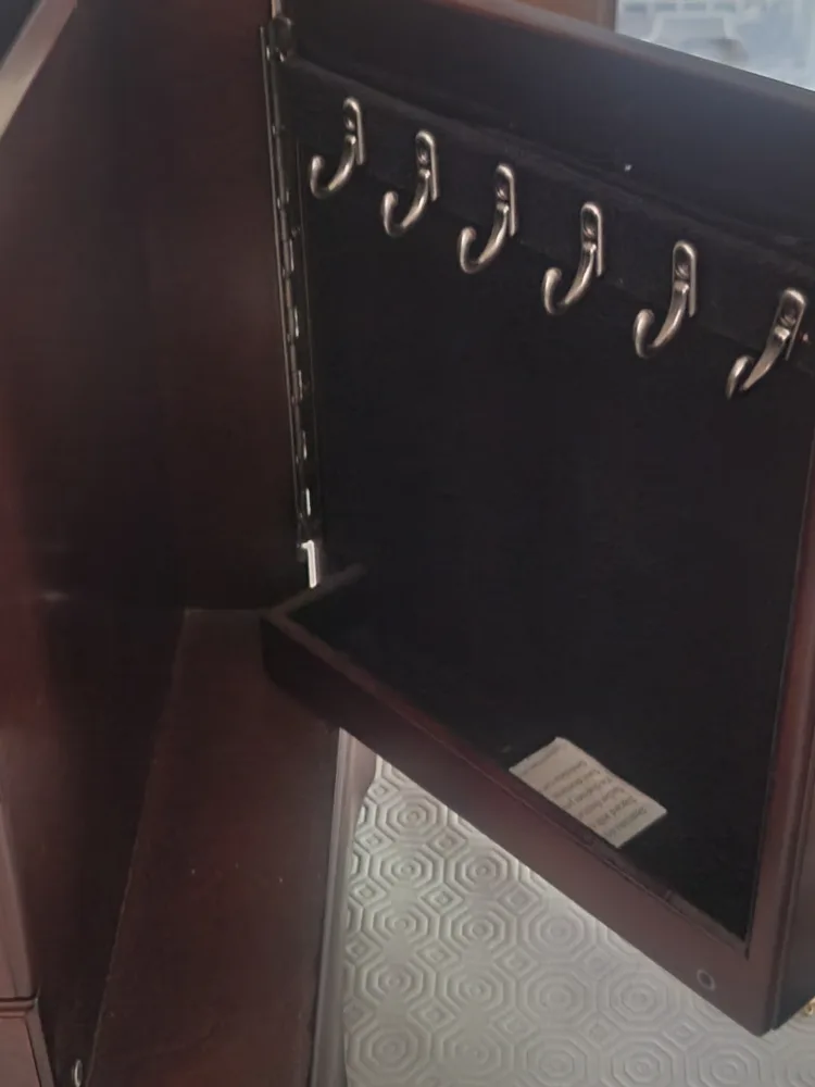 Jewellery Armoire image indicator(4)