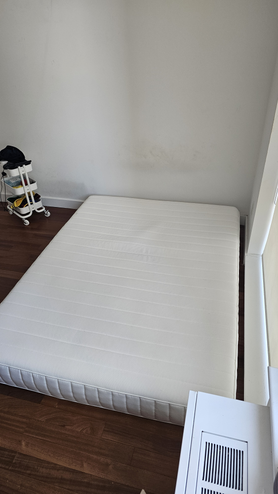 IKEA Queen Spring Mattress 4 months old - photo 3