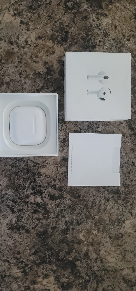 Apple AirPods 4 with Charging Case