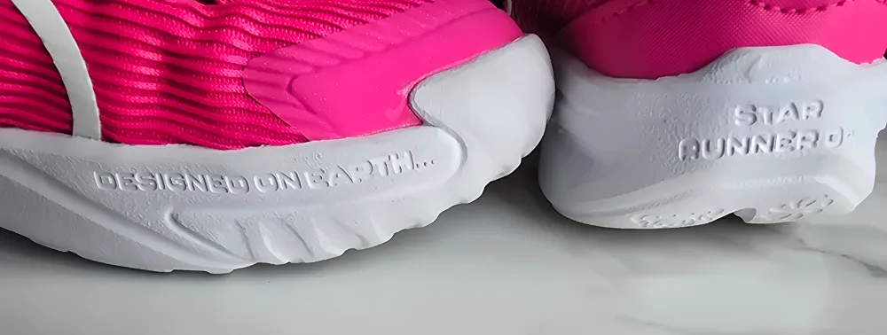 Girls Nike Star Runner Sneakers - Size 10C image indicator(3)