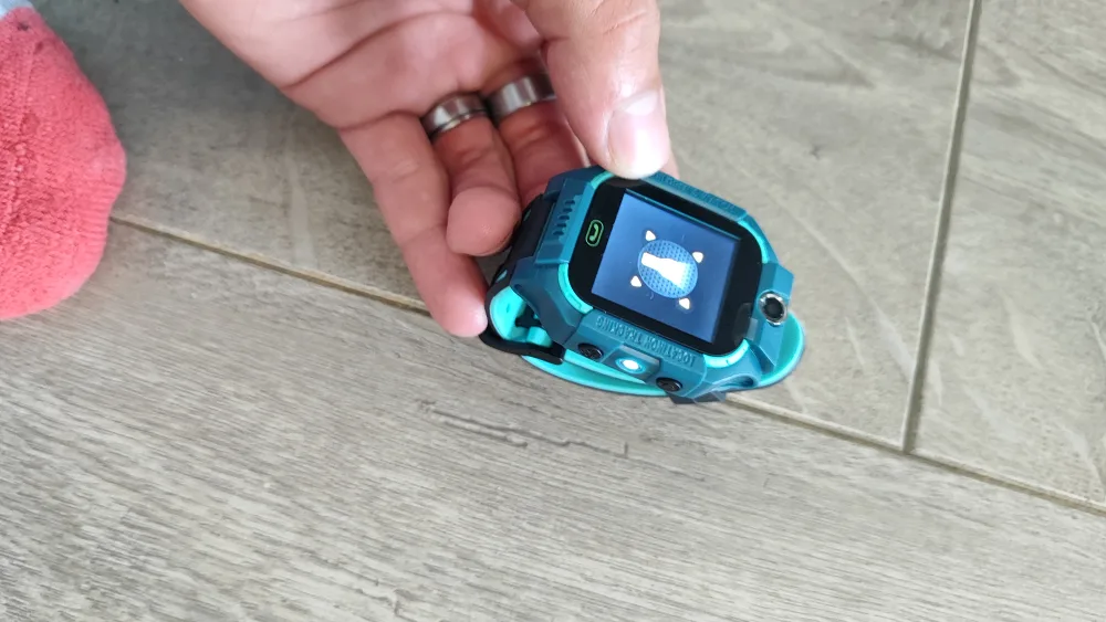 Kids Smart Watch - Audio Call & GPS Tracker image indicator(3)