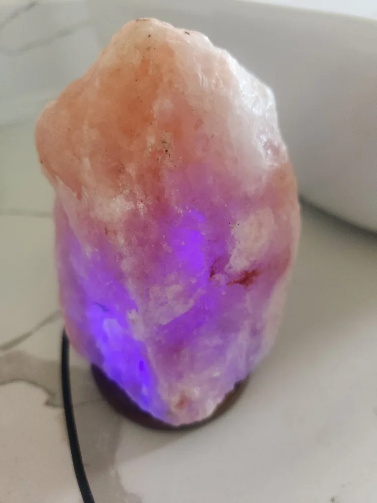 pink salt lamp *almost new * thumbnail