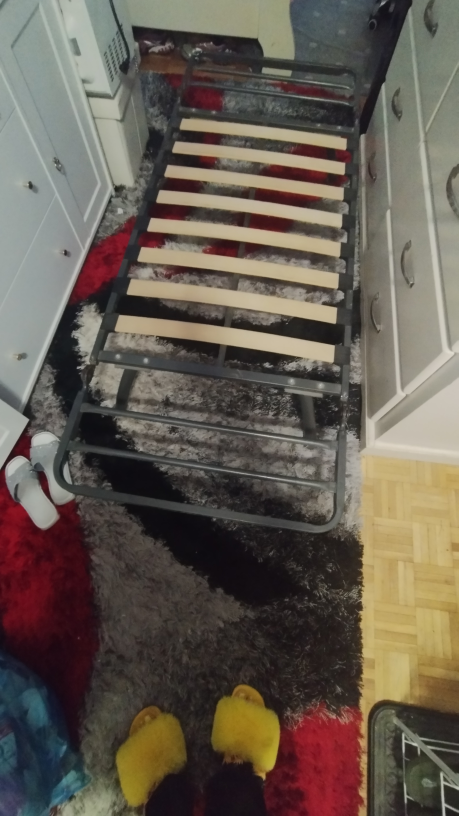 Twin Bed Frame - Metal & Wood Slats - photo 3