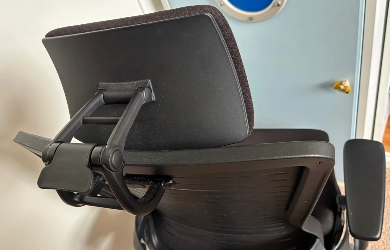 Ergonomic Office Chair with Headrest - photo 5