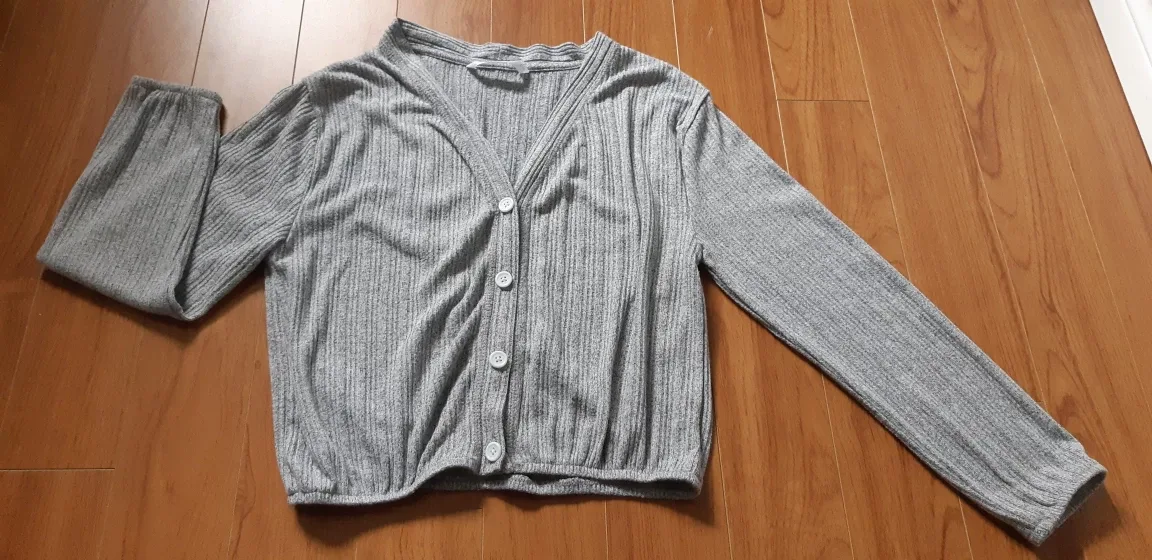 $2 a piece 🤩 - Lot of 7 pc. Girl's Clothing image indicator(8)