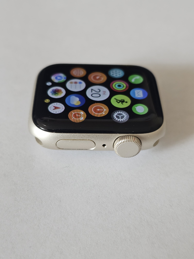 Apple Watch SE 2 (2nd Gen) – 40mm GPS - photo 2