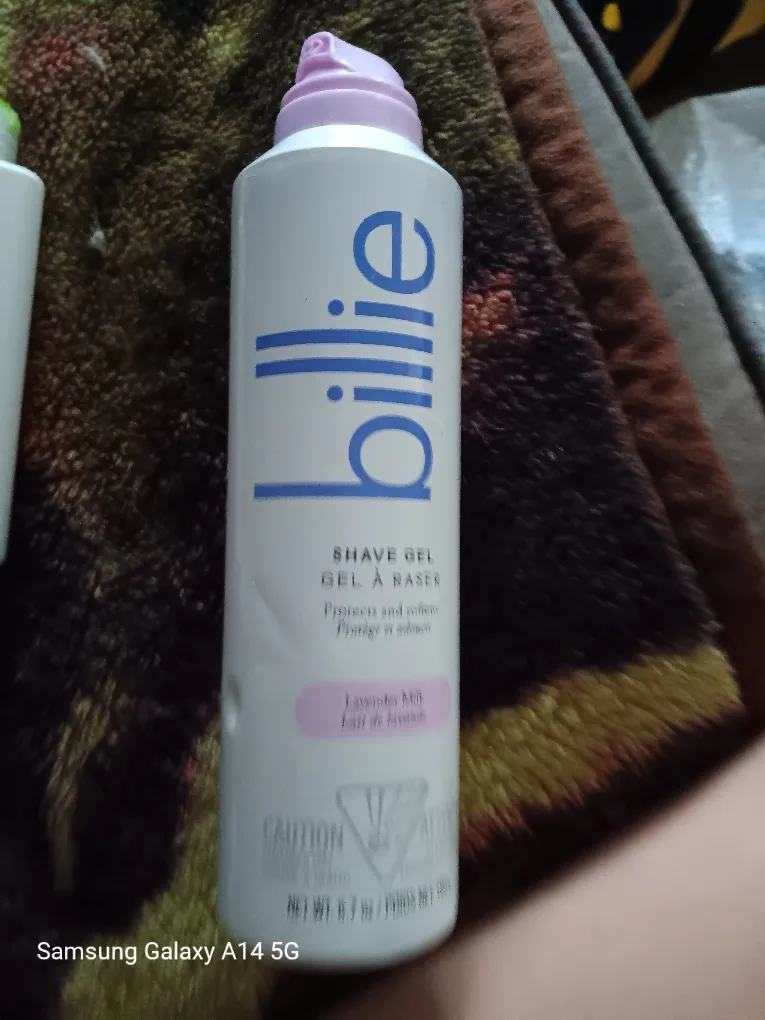 Billie Lavender Milk Shave Gel (6.7 oz) thumbnail