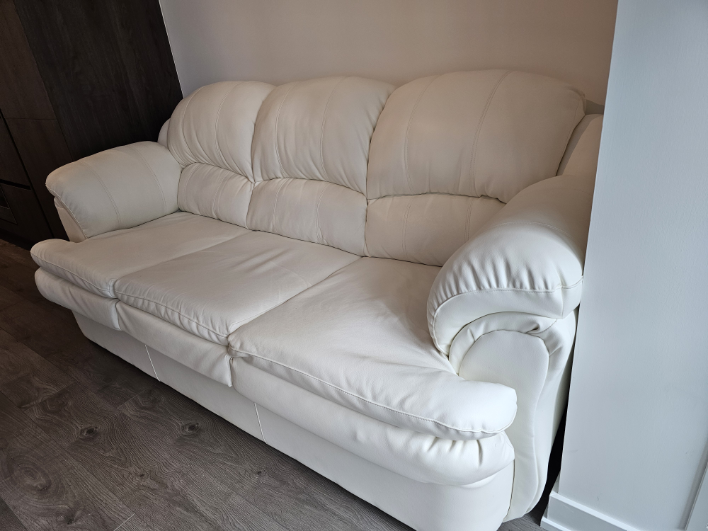 Furnberry White 3-Row Sofa - photo 3