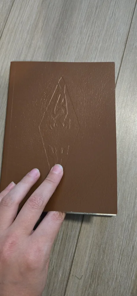 A Pocket Guide to the Empire - Elder Scrolls Collectible image indicator(2)