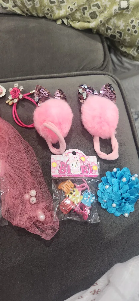 Hair Accessories Bundle image indicator(2)