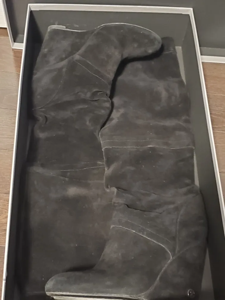 House of Harlow 1960 Black Samia Wedge Suede Boots 38 thumbnail