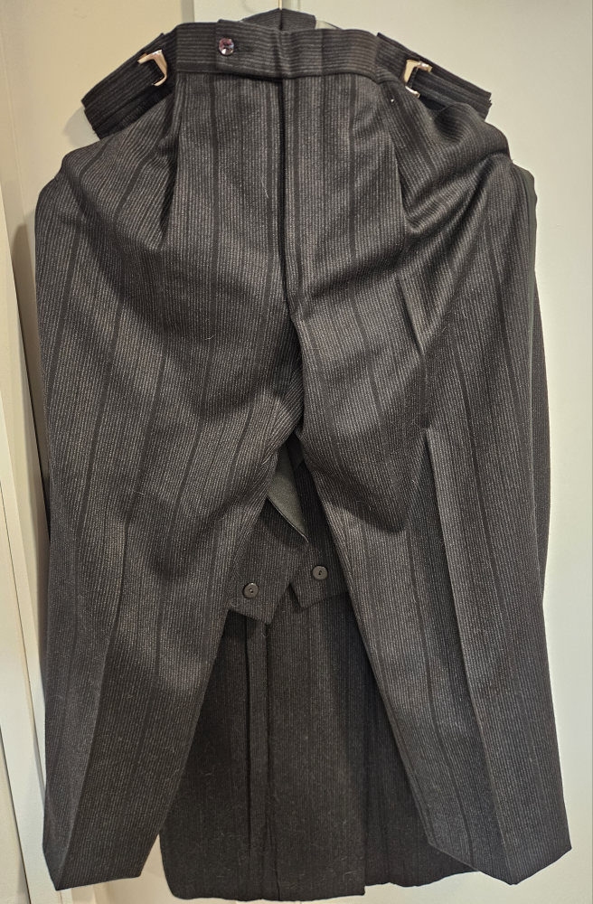 tailcoat tuxedo - photo 5