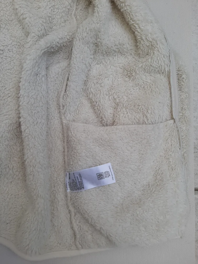 Uniqlo Fluffy Yarn Fleece Full-Zip Jacket, Size L image indicator(5)