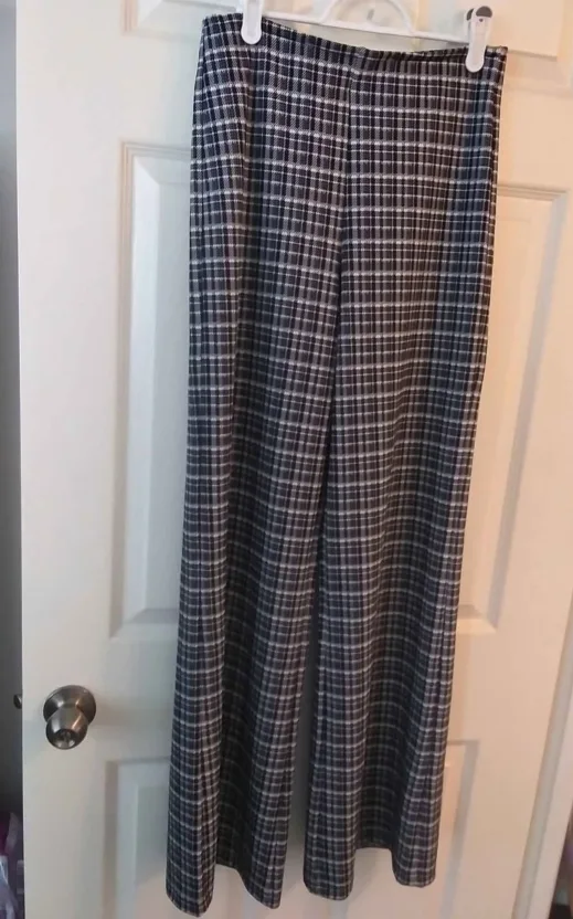 medium sized dress pants thumbnail