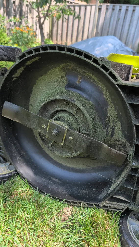 Ryobi RY40100 16 inch Cordless Electric Push Lawn Mower image indicator(3)