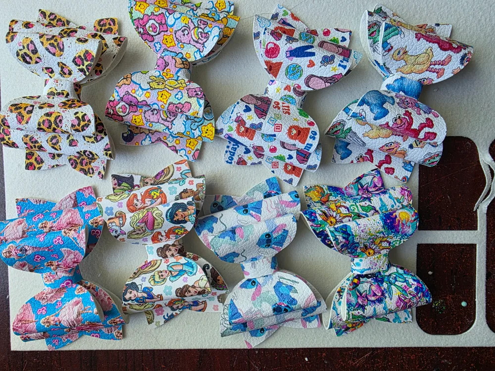 new handmade hair bows! image indicator(4)