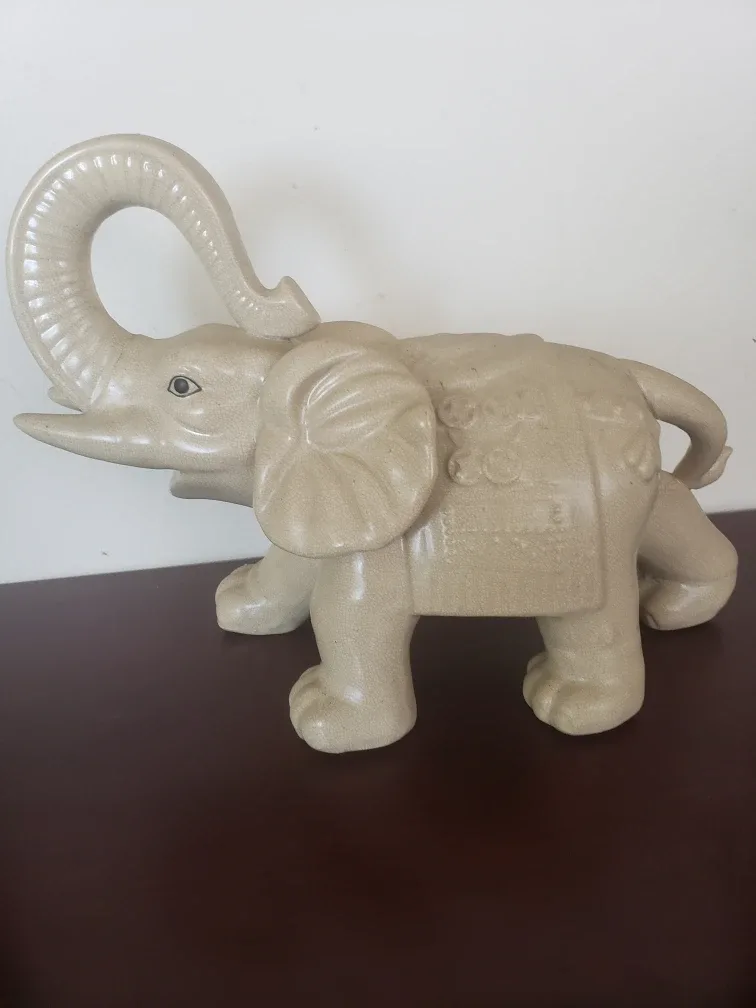 Ceramic Elephant Figurine - Home Decor image indicator(2)