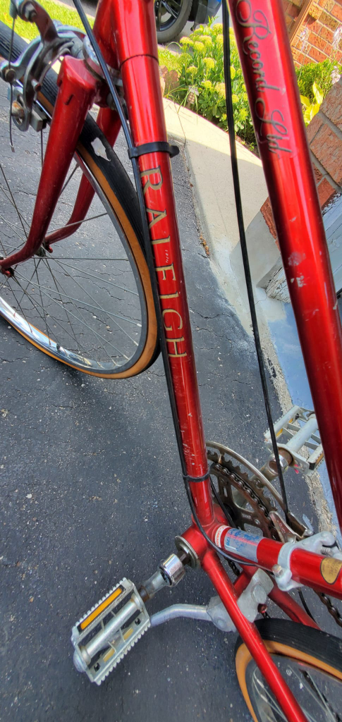 Vintage Red 10 Speed Bicycle - photo 3