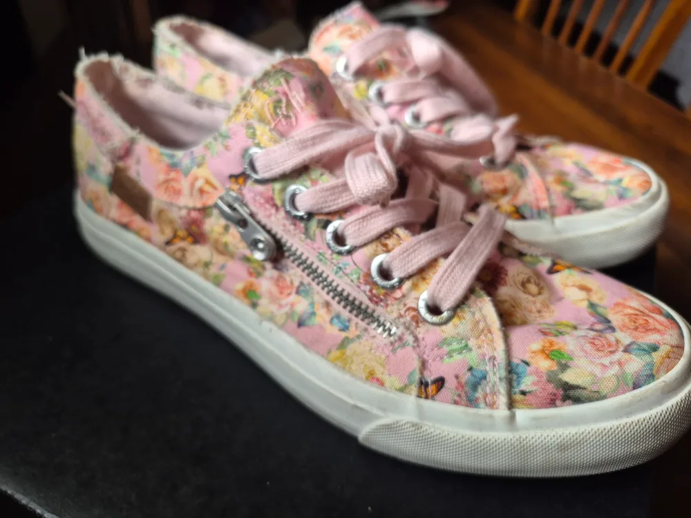 Floral Blowfish Sneakers, Size 9 thumbnail