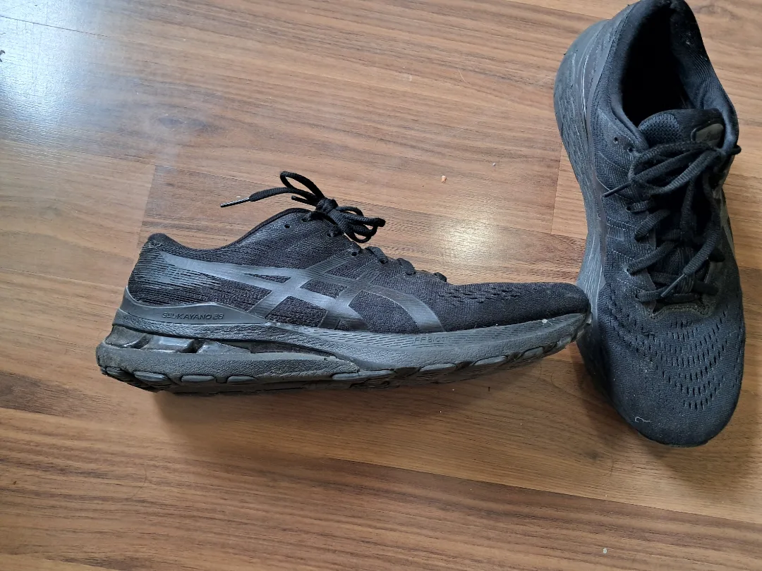ASICS Gel-Kayano 28 Running Shoes thumbnail