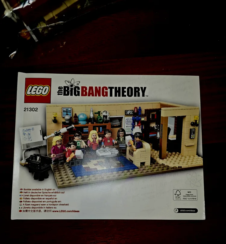 LEGO The Big Bang Theory Set 21302 thumbnail