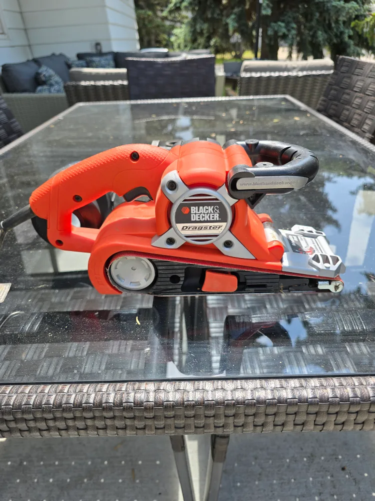 BLACK+DECKER 7 amp 3-inch x 21-inch Dragster Belt Sander thumbnail