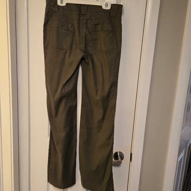 RW & Co Casual Pants Size 8 image indicator(2)
