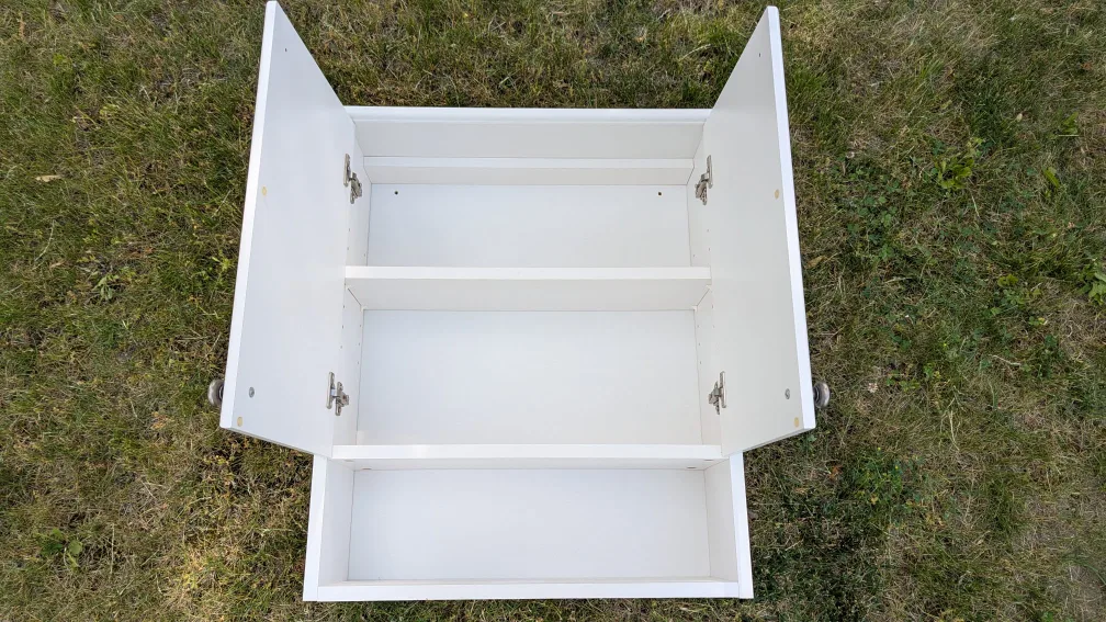 White Cabinet With Shelves image indicator(3)