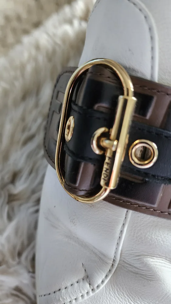 Fendi White Sneakers image indicator(4)