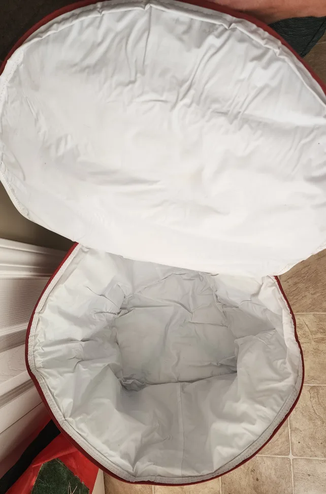 Terra Gear Foldable Stand Cooler, Red image indicator(4)