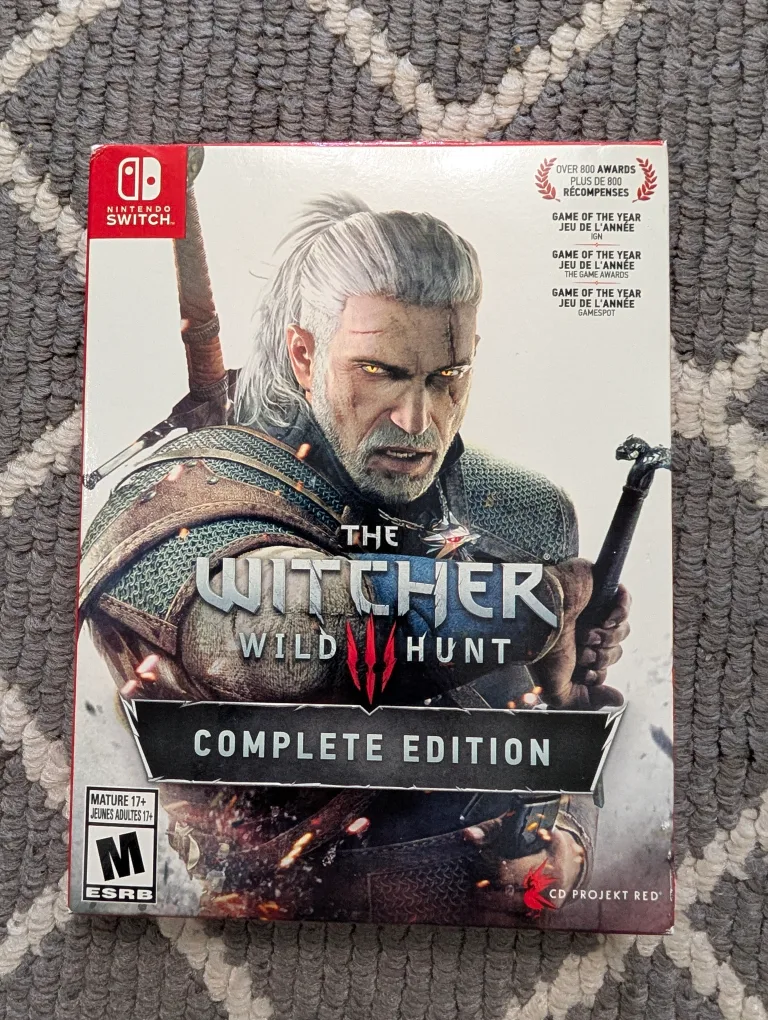 The Witcher 3: Wild Hunt - Complete Edition (Nintendo Switch) thumbnail