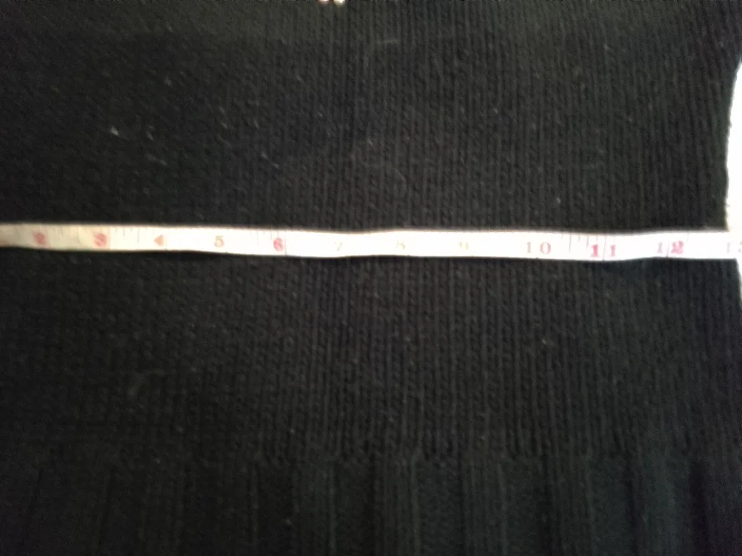 Black Knit Top #freecycle 🥕🌟 image indicator(2)