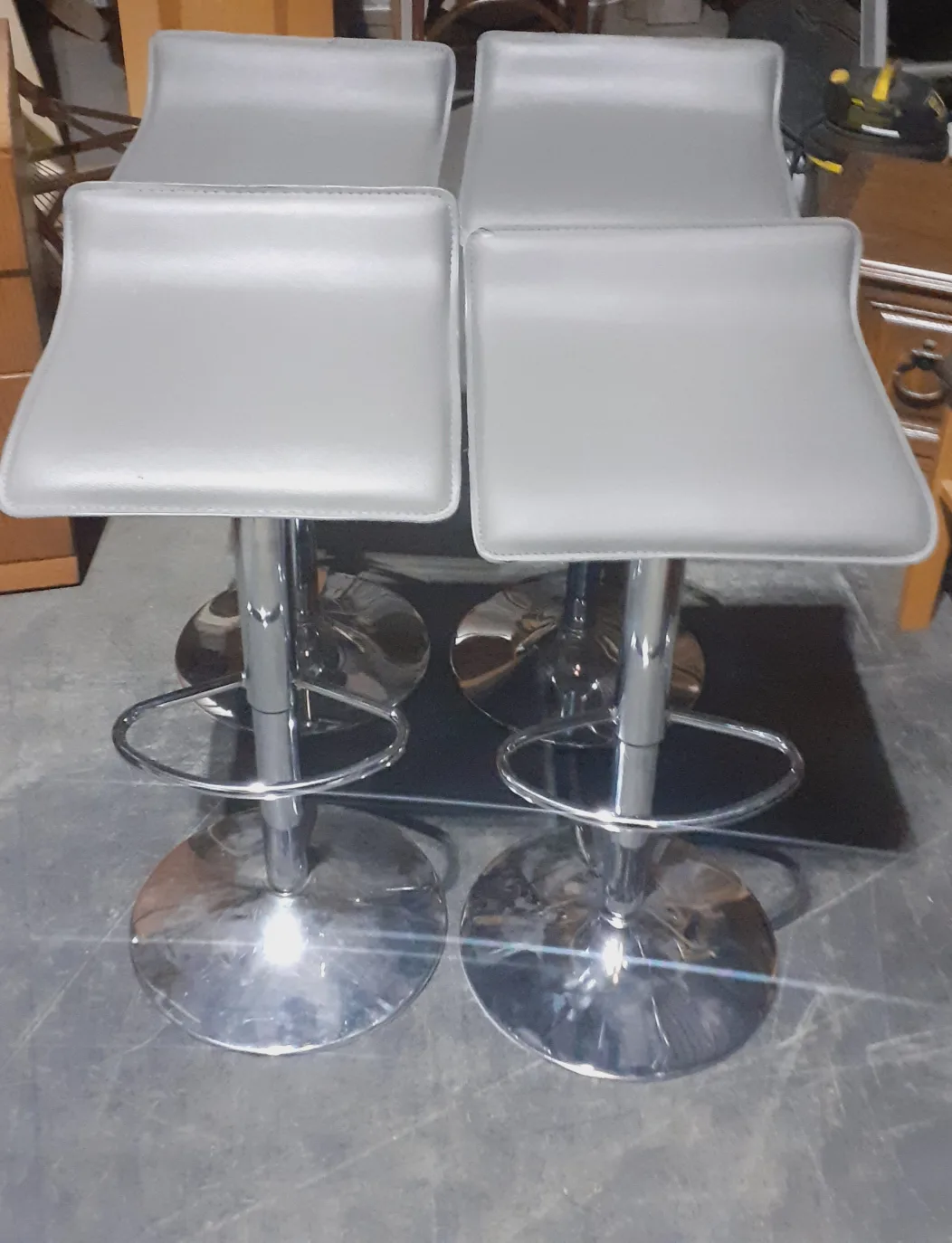 Set of 4 Adjustable Bar Stools thumbnail