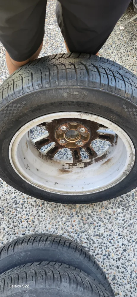 Honda civic tires thumbnail