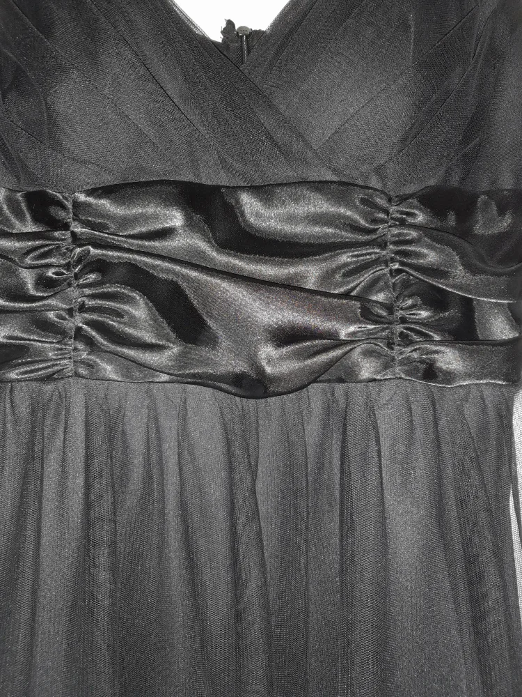 Black Evening Dress image indicator(2)