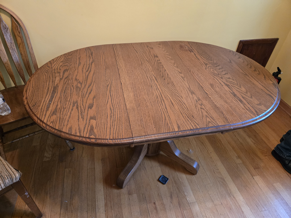 1 Leaf Table, OK condition.