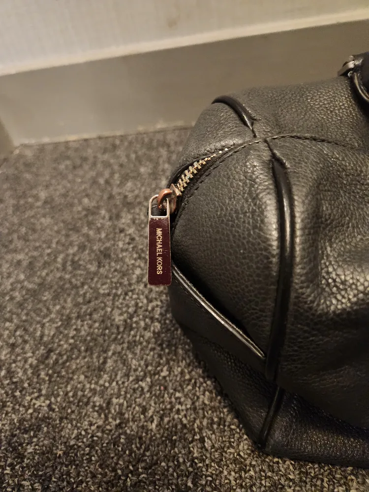 #Freecycle Crossbody Bags image indicator(2)