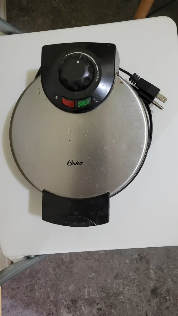 Oster Waffle Maker💚🥕 thumbnail