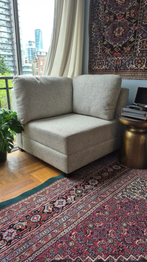 Shaggy Light Grey Corner Chair with Cushions thumbnail