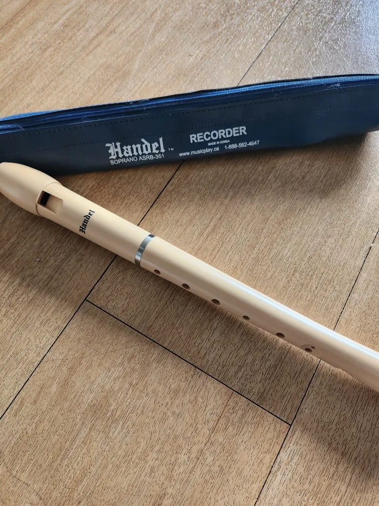 Handel Soprano ASRB-351 Recorder with Case thumbnail