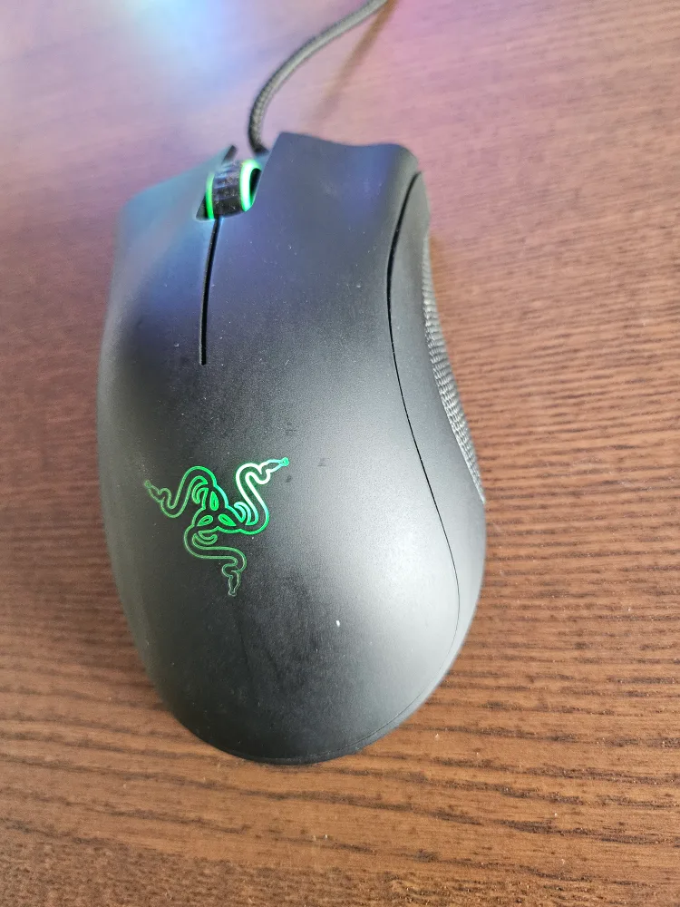Razer Deathadder Gaming Mouse thumbnail