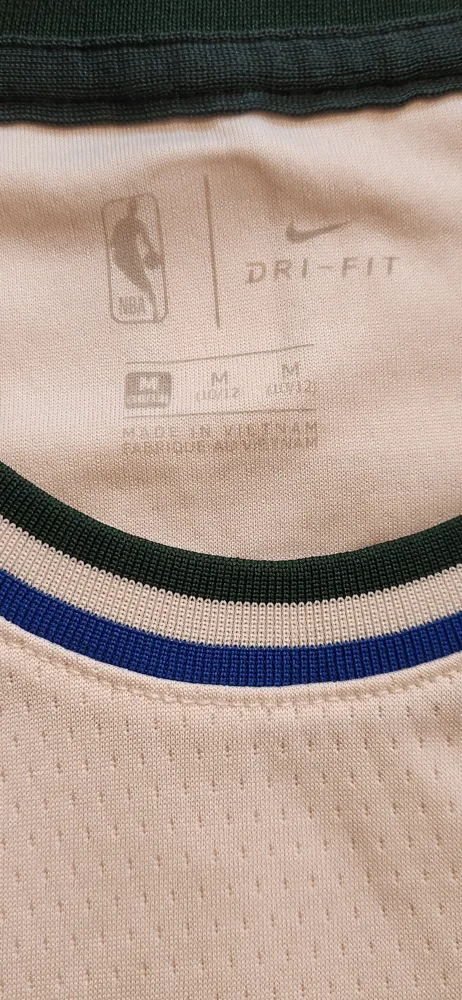 Youth size 10/12 Milwaukee Bucks Cream City Jersey image indicator(2)