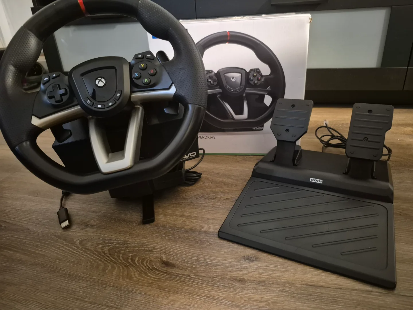 HORI Racing Wheel Overdrive for Xbox Series X|S image indicator(2)