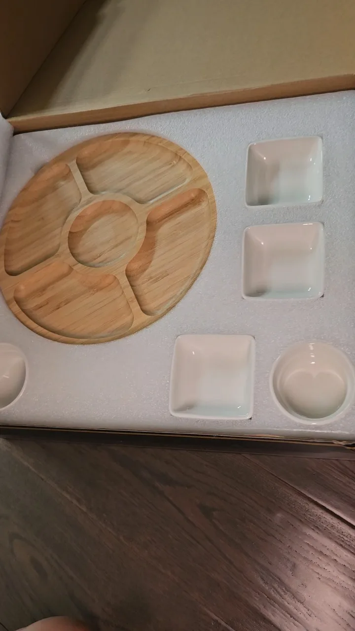 Smirly Charcuterie Board Set image indicator(3)